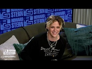 Kristen Stewart Recalls Reading Howard Stern’s “Private Parts” as a Kid