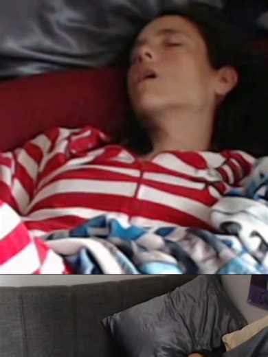 Restless, Noisy & Chewy!! Restless Sleep 😴 Twitch Clip! #restless #sleepchew #sleeptrends #weirdsleep #funnysleep