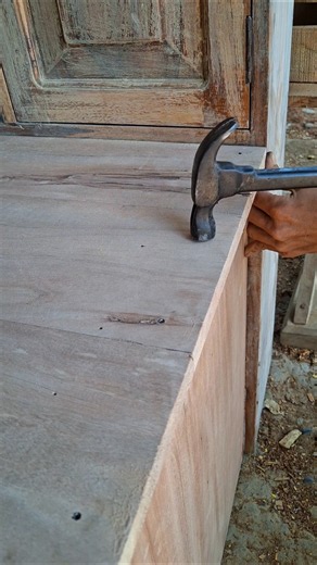Pemasangan daun meja belajar #woodworking #diy #tips #tools #tricks