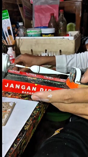 the process of painting fishing floats quickly and neatly #fblifestyle #fishing #kerajinan #kreatif | Jalur sukses