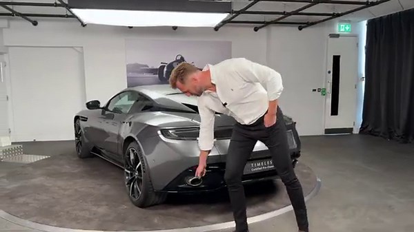 Aston Martin ELEGANCE - This DB11 V12 Coupe Really Is A Luxury Car - A Walk Around With Stuart