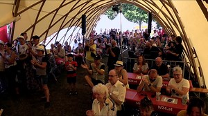 Allgsang mit Birgit Denk live am Donauinselfest - W24