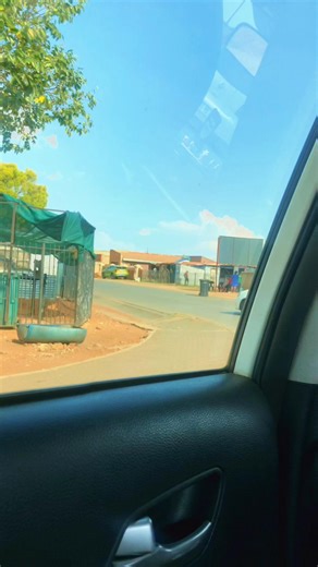 Discover Kiki's Caterers in Katlehong: A Food Review