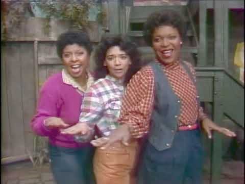 Classic Sesame Street - Song: Cross It Out