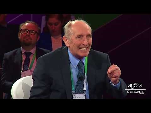 Reconciling Slow Transition & Fast Climate Change | Vaclav Smil