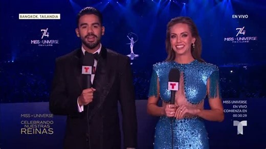🇪🇸✨ Miss España llega con elegancia y poder femenino a brillar en #MissUniverso 📺 Revive el show en la app de Telemundo y Peacock | Telemundo