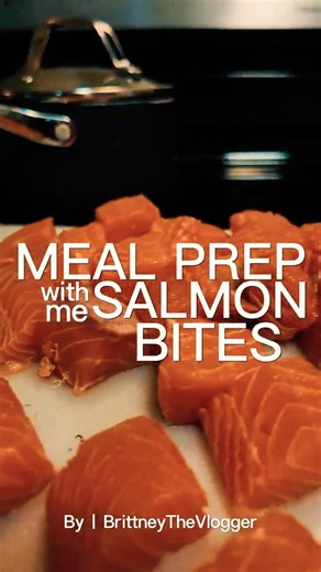 Meal Prep These Bang Bang Salmon 🍣 Bites ASAP! #cooking #mealprep #saveforlater