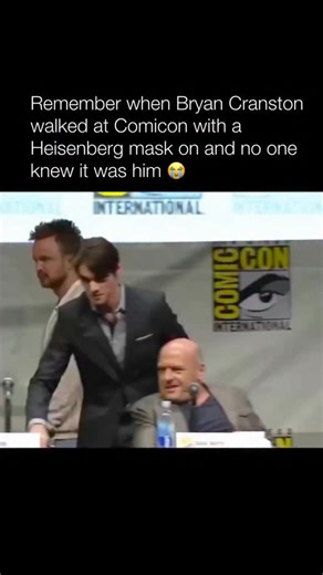 TheinformerAi on Instagram: "It remains one of the greatest pranks in Comic-Con history. In 2013, Bryan Cranston decided to walk the convention floor completely incognito. His disguise? A hyper-realistic mask of his own character, Heisenberg. ​He spent hours walking among thousands of fans, posing for pictures, and blending in with the crowd. People thought he was just a really dedicated cosplayer with a high-quality mask. They had no idea they were standing next to the real deal. 🤯 ​It wasn't 