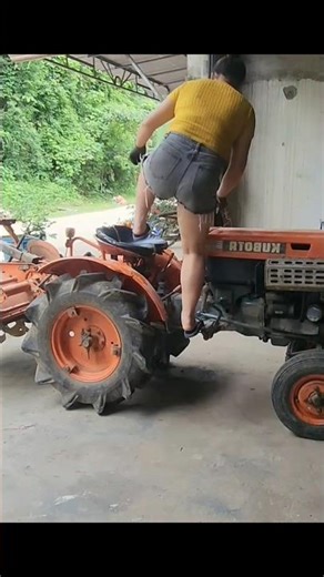 Video zur Reparatur eines landwirtschaftlichen Traktors #traktor #agriculture #repair #deutsch