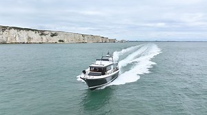 TARGA 46 - Test Drive, Tour & Review - One of the most capable 50ft boats on the planet... What’s it like to drive the near 50ft flagship of the Targa range, the Targa 46? Jack Haines gets behind the wheel to give you an in-depth driving review and walkthrough tour of one of the most capable 50ft leisure boats on the planet. Watch the full Test Drive, Tour & Review on our YouTube channel here: https://youtu.be/KSkbOd5k23k | YachtBuyer