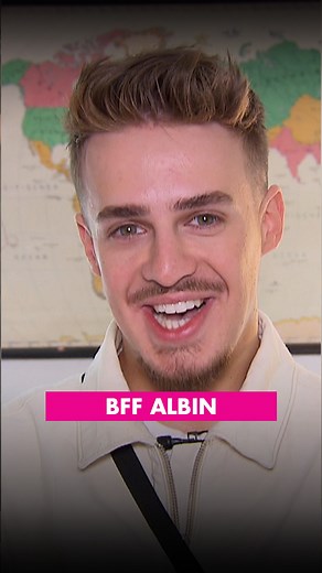 Albin, 23, Student und bester Freund! Freijas Shoppingbegleitung ist nicht nur stylisch, sondern auch unschlagbar in Mathe! Von Montag bis Freitag, 15 Uhr bei VOX, oder jederzeit bei RTL . #shoppingqueen #guidomariakretschmer #shoppingqueenvox #fashion #ostfriesland #sommerkleid #blazer | Shopping Queen