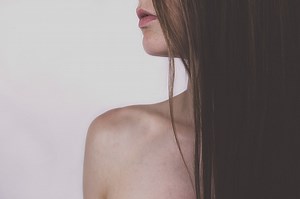 NEW FACT: Covid-19 Patients Report Hair Loss During Recovery, Is It a Coronavirus Side-Effect?