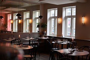 Where To Eat In Reykjavik: The 13 Best Affordable Restaurants | Guide to Iceland