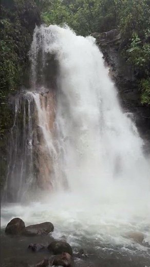 Blue falls, Costa Rica#costarica #waterfalls #bluefalls #traveltok #nature