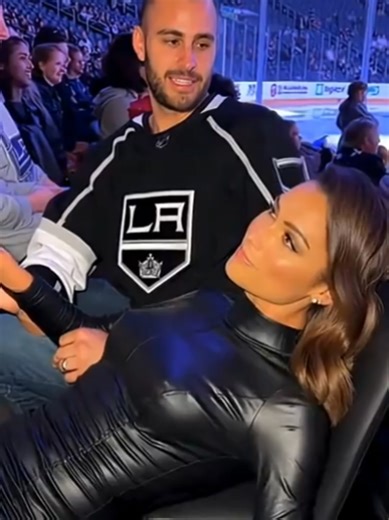 Reporter Collides with Fan at Kings Game: Hilarious Moment
