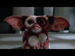 Gremlins 2 - Gizmo Gets Jumped