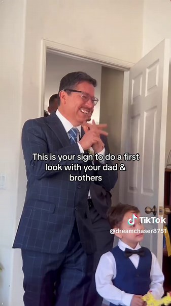 Tears carried blessings, while the smile hid a touch of reluctance❤️#wedding #firstlook #weddingday #familylove #dadanddaughtergoals