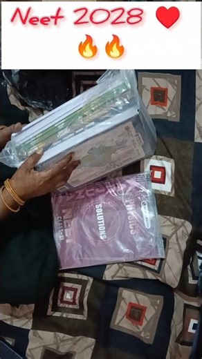 PW Class 11th NEET Modules Unboxing 🩺✨ Let’s check! 📖 #pw #arjunaneet #neet #modules #unboxing