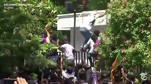 Protesters in Sri Lanka Flock to the Capital