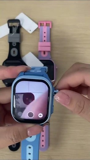 D18 Children's Smart Watch 4G Android GPS Positioning Magnetic Silicone Pull Camera Phone Watch