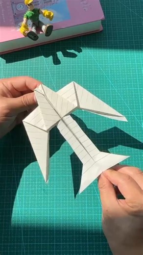 how to make paper bird plane #viral #plain #new trend#trending video #viral shots #newers