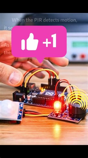 PIR Motion Sensor Security System 🔥 | Arduino Project #shorts #microcontroller #arduinoprogramming