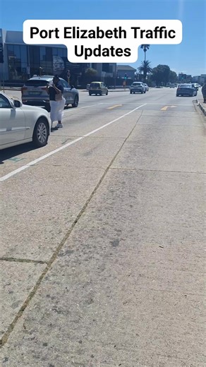 ❗️❗️Accident Alert❗️❗️ Cape Road & 1st Ave - 5 vehicles involved - Emergency services on scene ☎️ 082 773 9761 (15-02-2026) | Port Elizabeth Traffic Updates