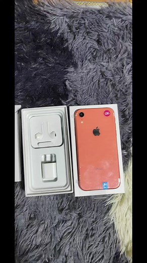 3.3K views · 13 reactions | *IPHONE XR* Capacidade 128 GB Novo na caixa com todos os acessórios 921081204 Preço: 290.000 mil kz Fixo Lunda sul/Saurimo | Firma Fiapiola | Facebook