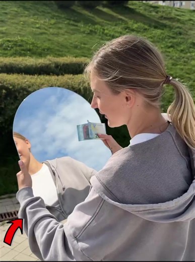 Transform Your Mirror with Spray Paint Techniques