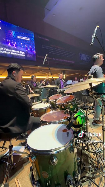 Selamat Paskah! Drum Cover Spesial dengan @andreaslazuardi