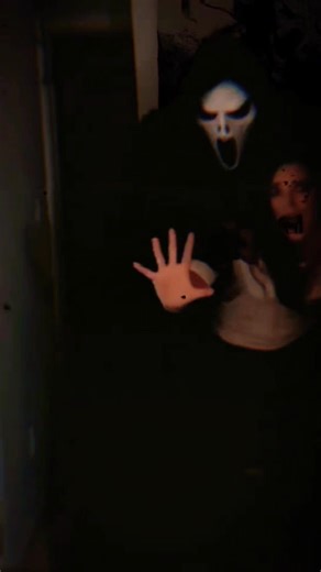 Can You Escape GHOSTFACE? 🔪 (Don’t Be The Next One!)