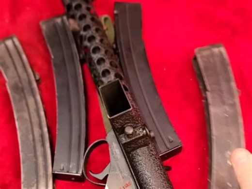 斯特林Mark6冲锋枪实弹射击测试