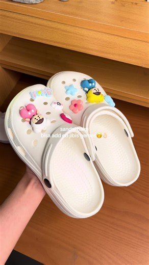 Rekomendasi Sandal Baim dan Jibbits