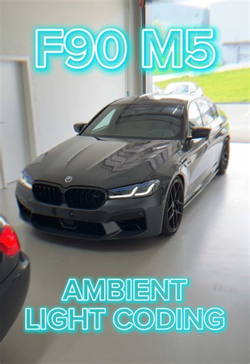 🌈 AMBIENT LIGHT CODING 🌈 Dieser F90 M5 erhielt von uns: ☑️ Ambient Light Farberweiterung ➡️ Neue Farben ➡️ Mehr Leuchtkraft ➡️ Individuelle Mischfarben Neue Farben mit mehr Leuchtkraft inkl. Mischfarben - die Ambient Light Farberweiterung ist reine Codiersache und möglich für alle BMW Modelle mit RGB LED ab Werk: F15 / F85 / F16 / F86 sowie alle G-Serie Modelle G0x / G1x / G2x /G3x / G8x und alle G-Serie basierten Modelle F4x / F9x ————————————————————— Du möchtest gerne erfahren, was an deine