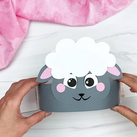 Make a sheep headband from paper or color in a black and white version! Get the template on the blog. | Simple Everyday Mom