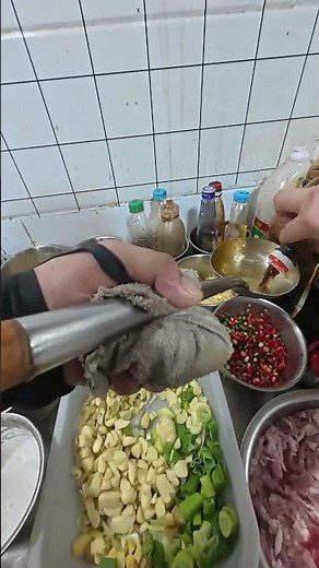 Stir-Fried Vegetables in 45 Seconds | Real Chinese Wok Skills