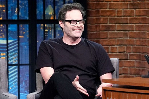 Bill Hader recalls losing his vision right before a big 'SNL' Christmas sketch: 'I can't see!'