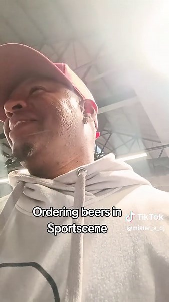 When you start to order beers in Sportscene because of their vibe and music 🙊🤣😂... They keep you grooving 😁😁 #sama28 #fyyyp #foryoupage #sportscene #thevibe