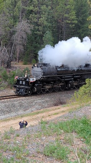 Union Pacific "Big Boy" #4014 at Williams Loop, 4/9/26. #UP4014 #train #steam #trainspotting #bigboy