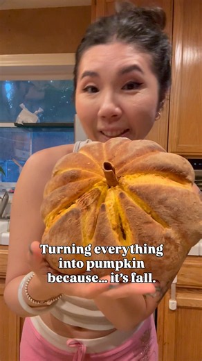 Fluffy pumpkin bread