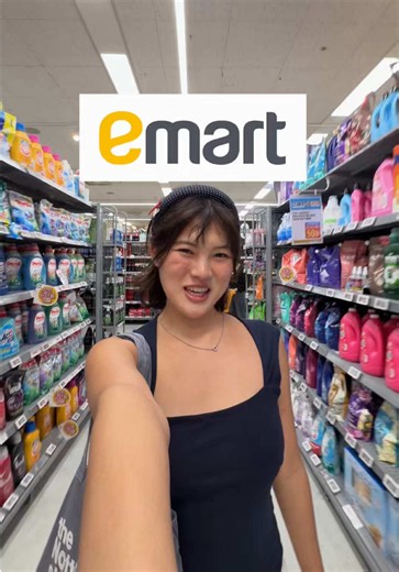 Trying All the Samples at Emart and Lotte Mart