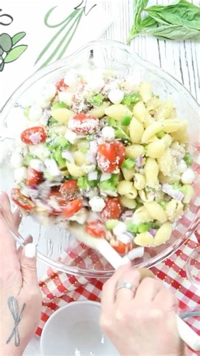 Easy Italian Pasta Salad | The Perfect Everyday Side Dish #recipeshorts