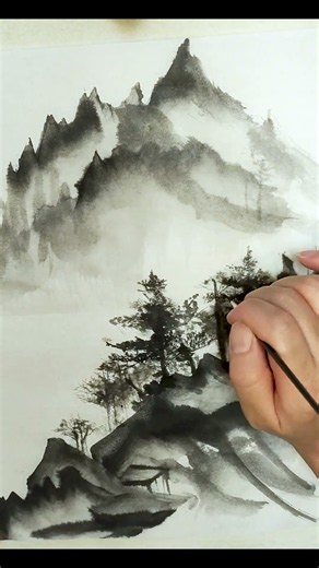 「山」水墨画Depicting "Mountains" in Ink Wash Painting # Mountains # Ink Painting