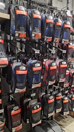It’s more than training — it’s discipline, focus, and heart. 🔥 The Titans Boxing Collection is made for those who show up even when no one’s watching. 🥊 Shop now at your nearest Toby’s Sports store or online at https://www.tobys.com/collections/titans #GameNa #WeGotThis #Boxing | Toby's Sports