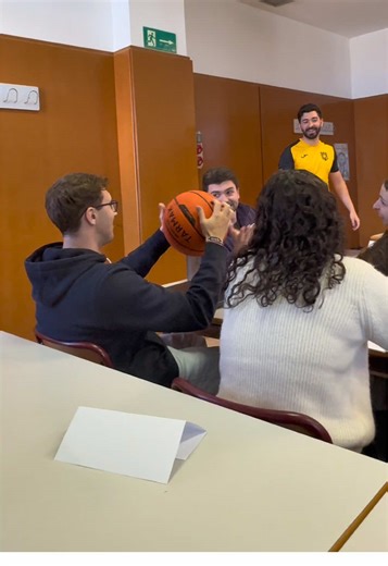 La clase inversa de Marketing Estratégico de ayer fue épica #Universidad #Marketing #Humor #Meme #profedemarketing