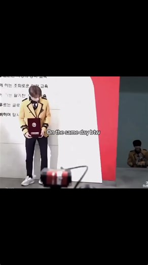 Huella de intervención en graduación de Stray Kids