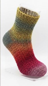 Make your own Airy Toe-Up Socks