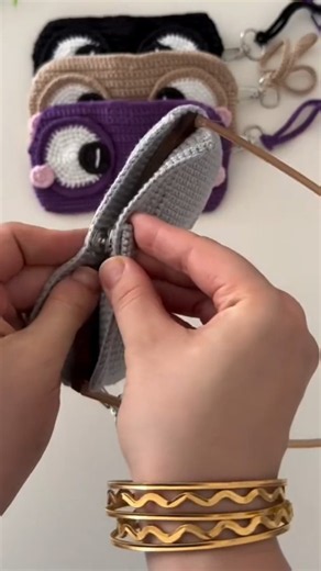 👓 Crochet Glasses Holder 🧶 | Cute Handmade Specs Cover | DIY Crochet Idea