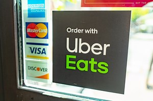 Restaurant Tells Uber Eats Customer to Give Their Driver 1 Star