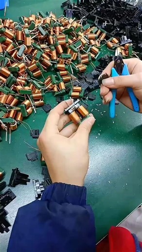 How to made inductor coil?#transformer #inductor #coil #diyelectronics #satisfying
